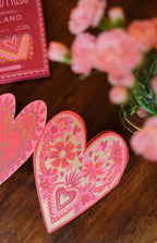 UK/EU: Hearts Concertina Garland