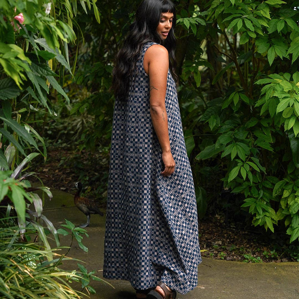 Easy-fit Organic Cotton Summer Dress in Midnight & Putty