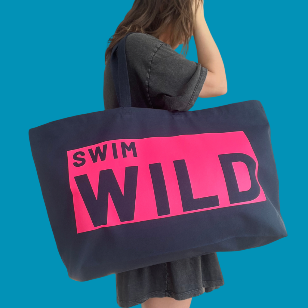 Swim Wild Jumbo Bag Navy/Neon Pink