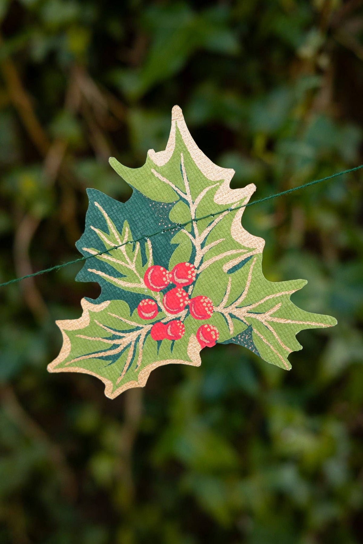 UK/EU: Holly and Ivy Sewn Garland