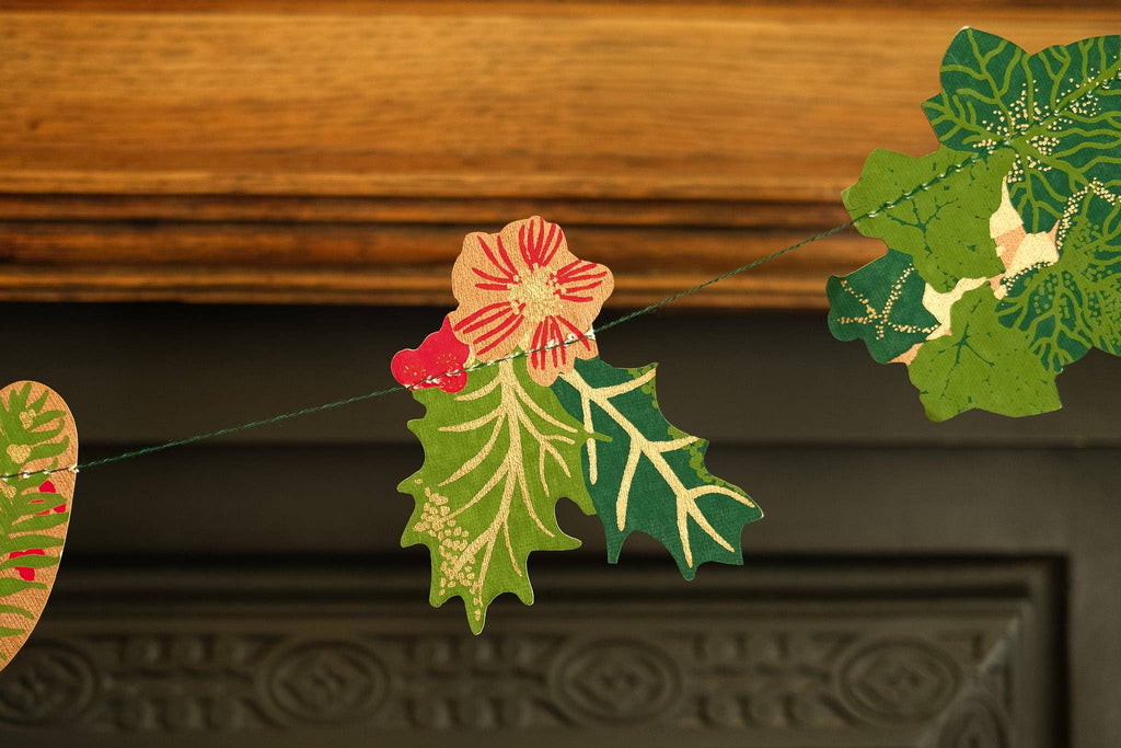 UK/EU: Holly and Ivy Sewn Garland